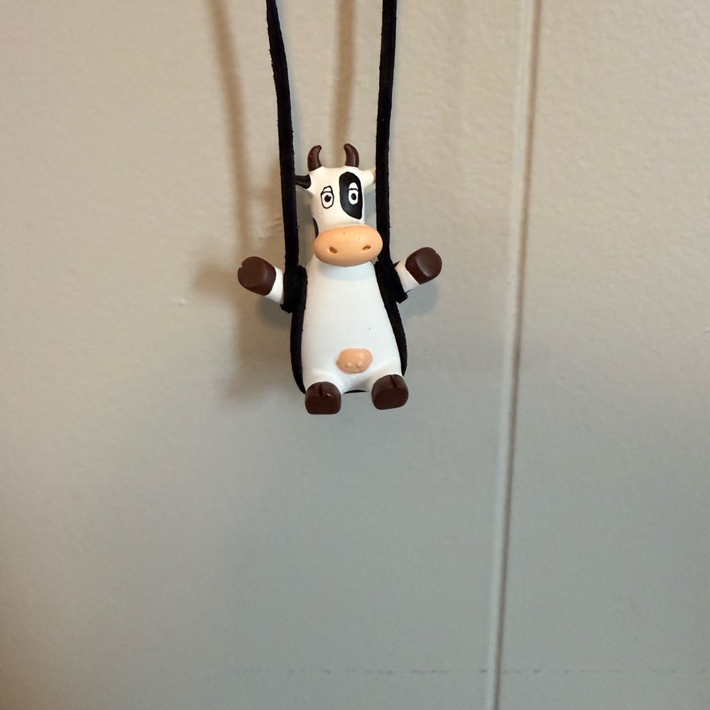 Cow that hangs from car mirror